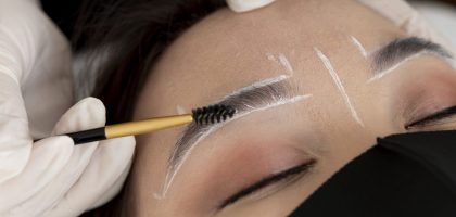 beautician-working-client-s-eyebrows